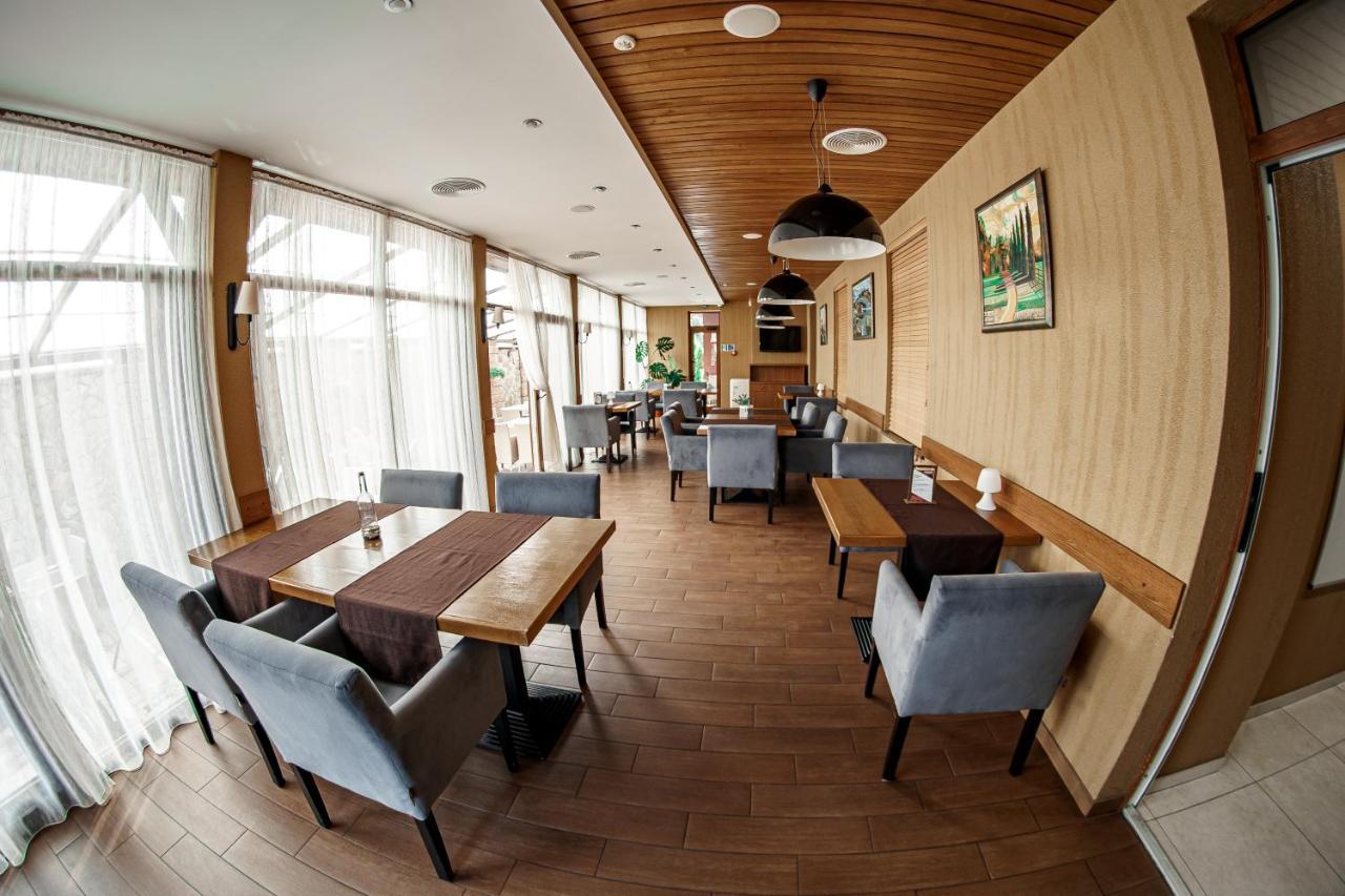 Kniahynynok Kolobok酒店 外观 照片