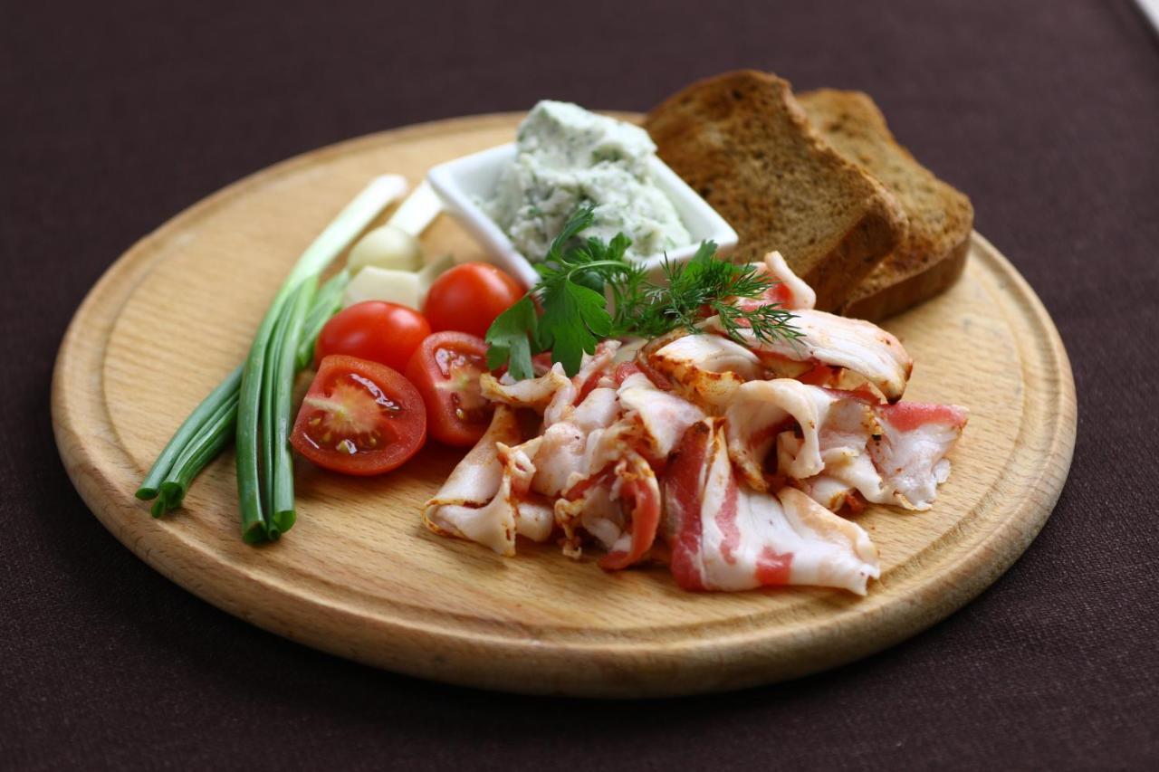 Kniahynynok Kolobok酒店 外观 照片